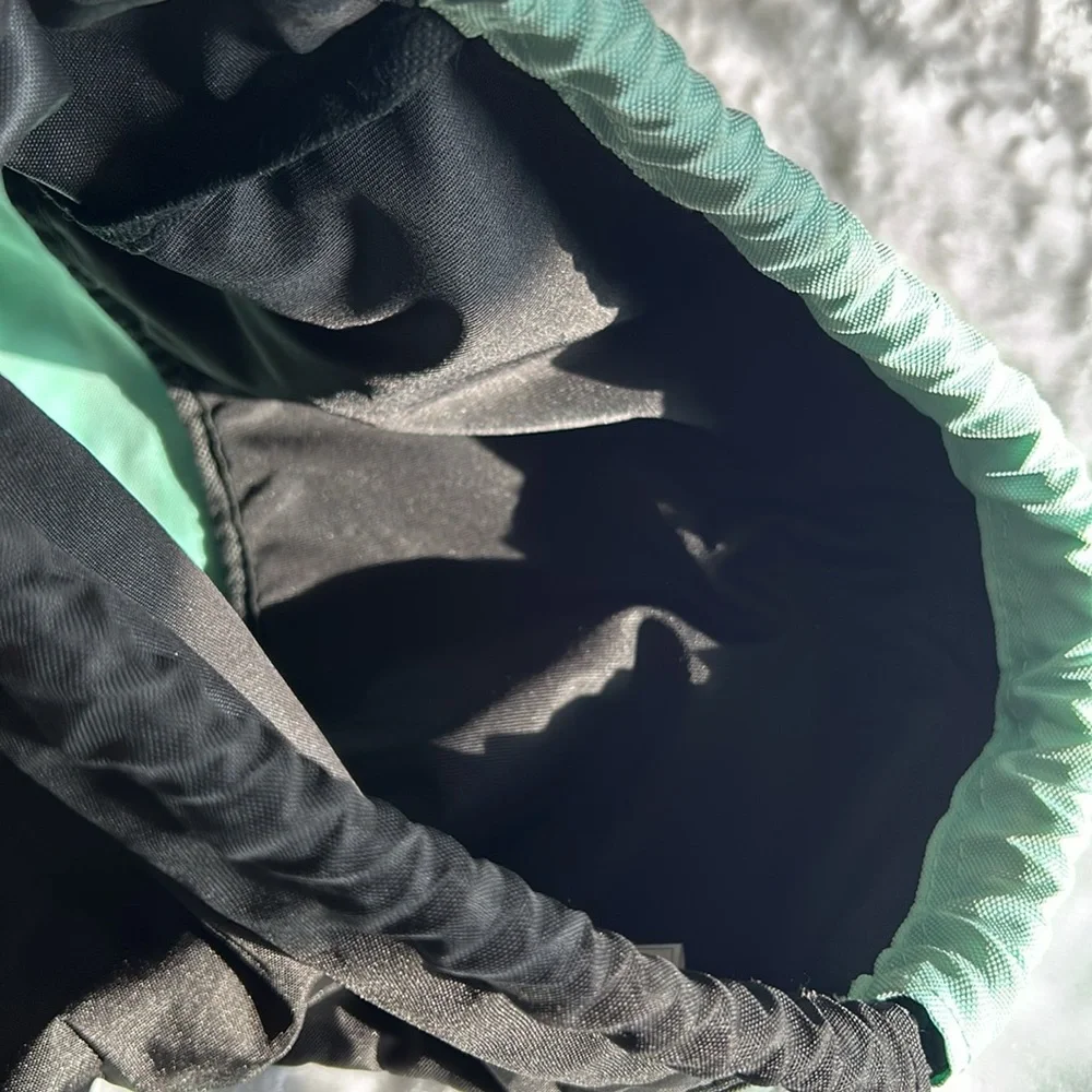 EUC Adidas Unisex Light Green Mint Green and Black Drawstring Backpack 18” 🦖